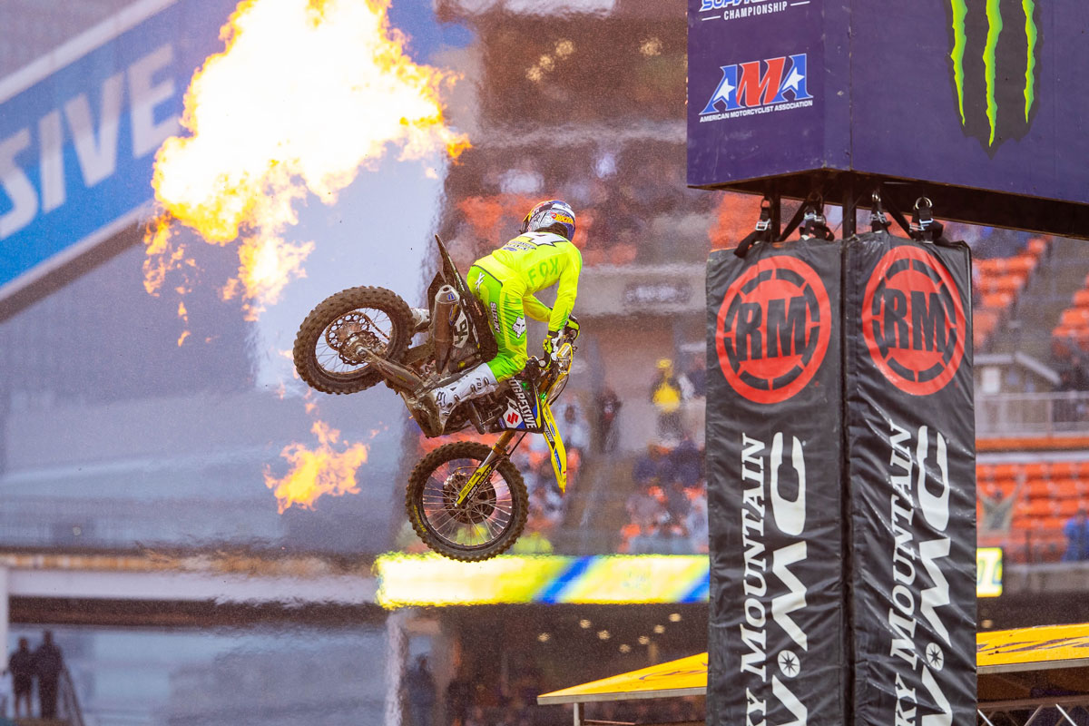 Ken Roczen Rises in Cleveland Thriller to Tighten 450SX Title Fight ...